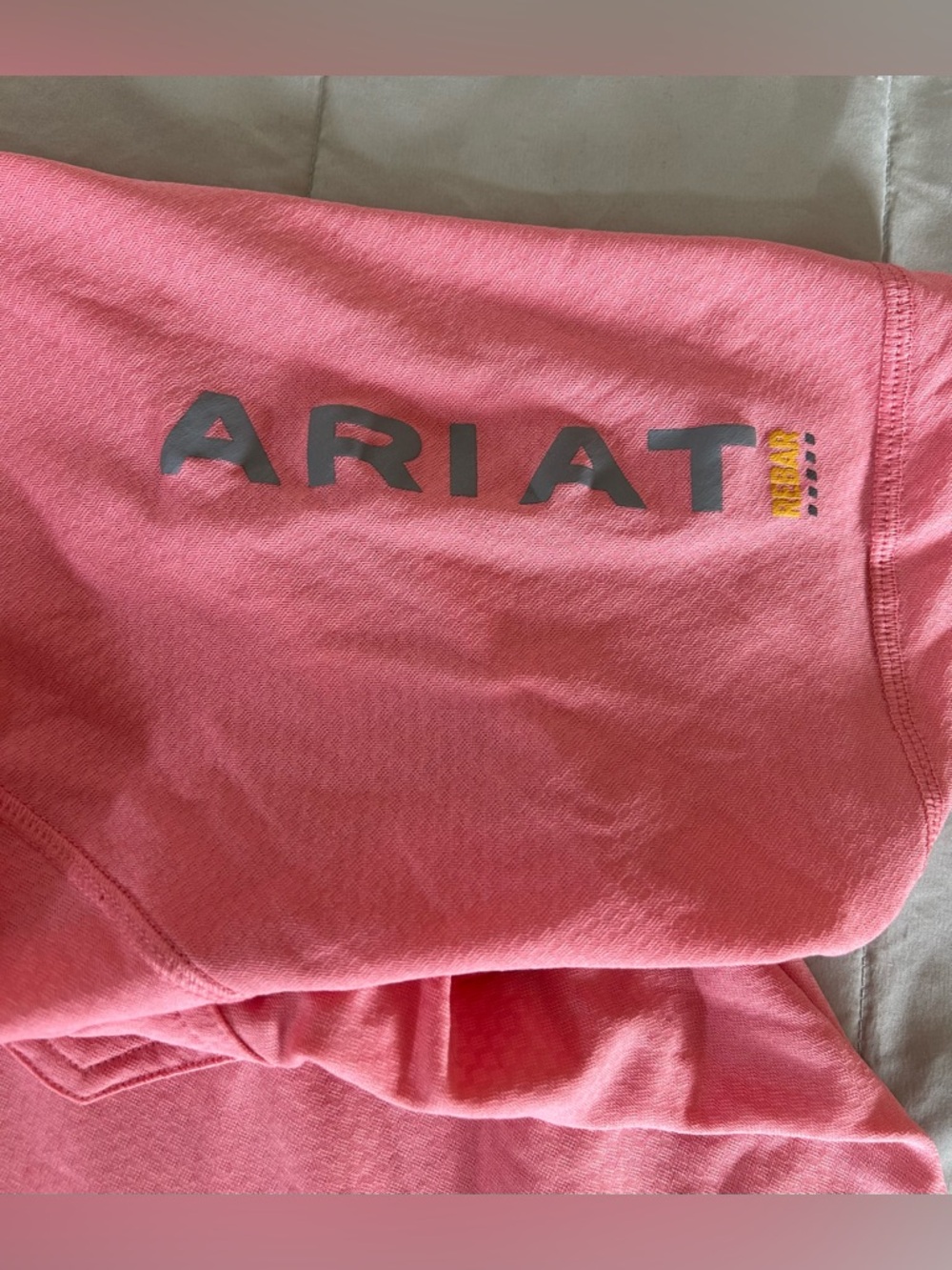 Ariat Women's Teaberry Pink Heat Fighter Short Sleeve Pocket T-Shirt Medium - Picture 9 of 13